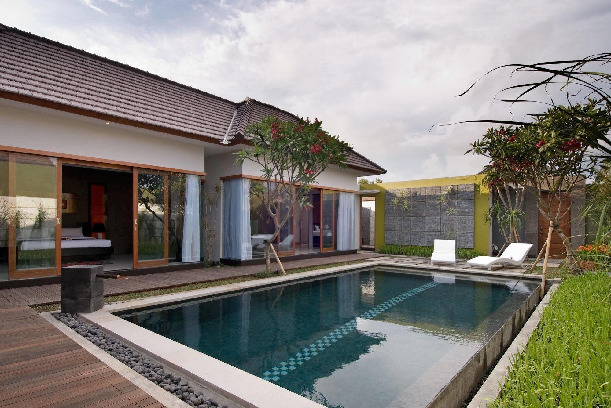 Bali Swiss Villa Seminyak  Bagian luar foto